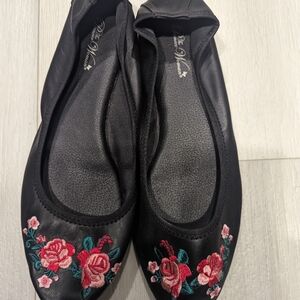 Pioneer woman ballet shoes